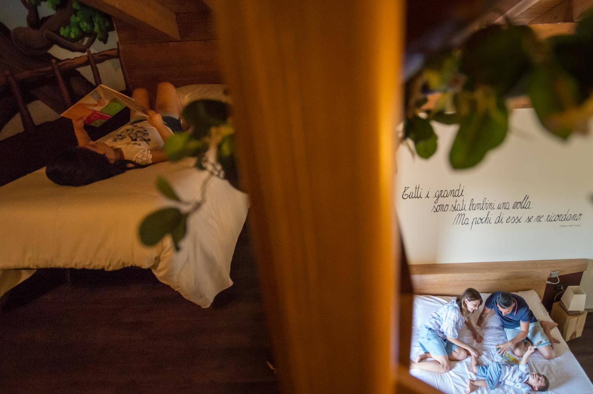 Harmony Suite Hotel Selvino Buitenkant foto