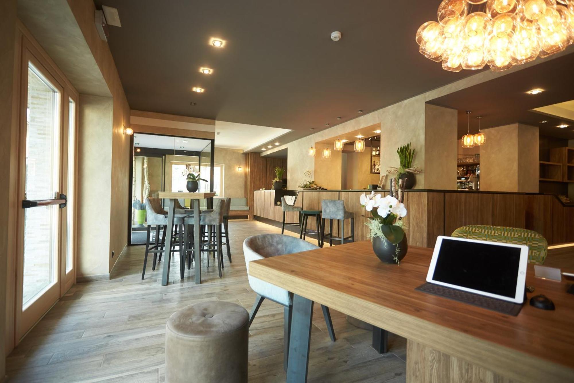 Harmony Suite Hotel Selvino Buitenkant foto