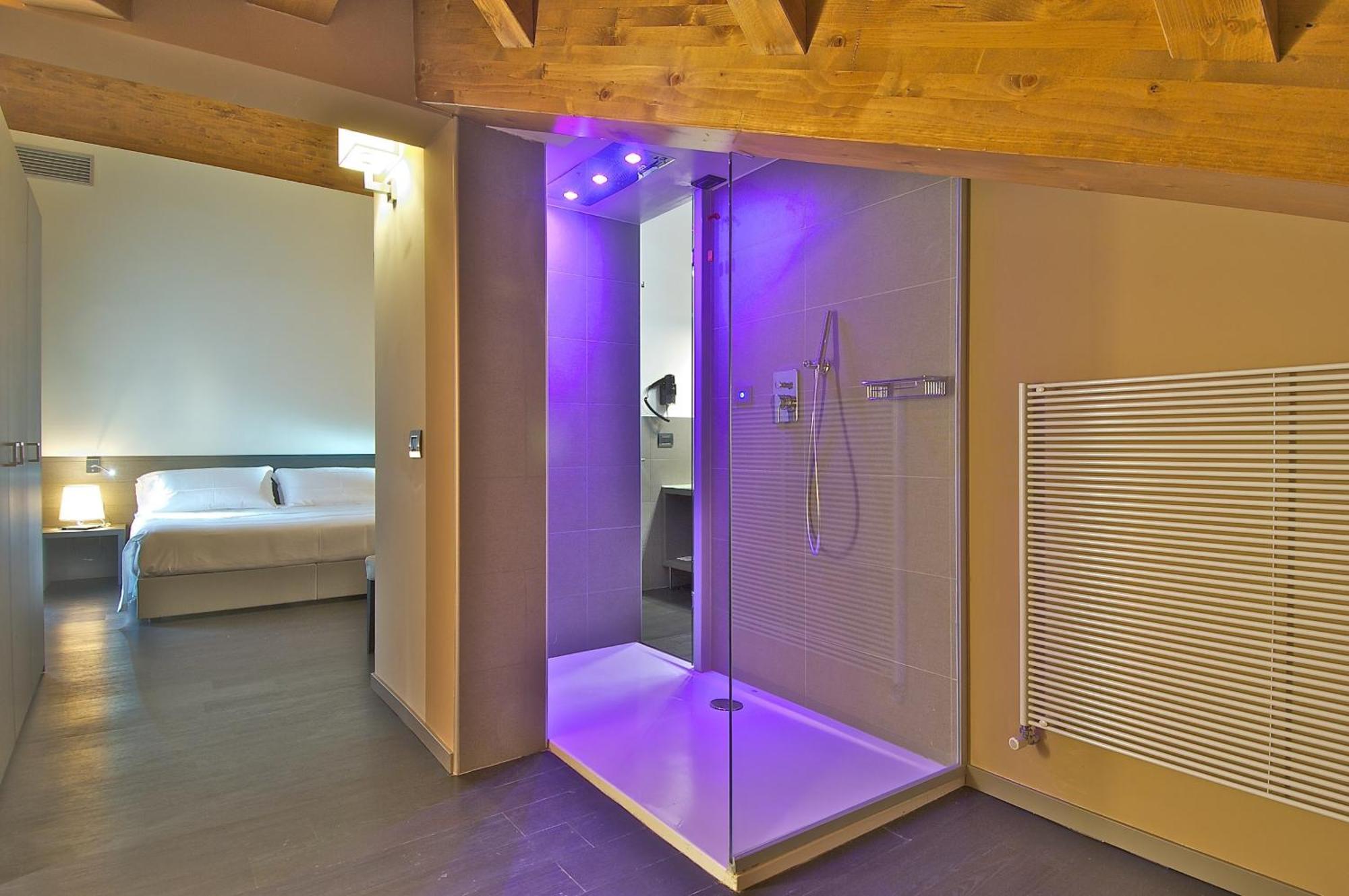 Harmony Suite Hotel Selvino Buitenkant foto
