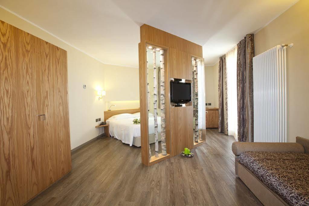 Harmony Suite Hotel Selvino Buitenkant foto